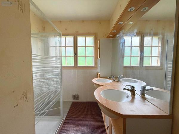 Maison à vendre à Thorigné-Fouillard en Ille-et-Vilaine (35235), ref : 127