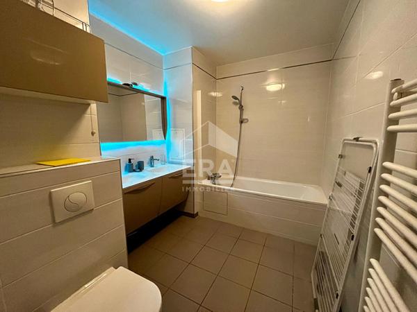 A LOUER - 4 PIECES 83m² MEUBLEE ET ENTIEREMENT REFAIT A NEUF