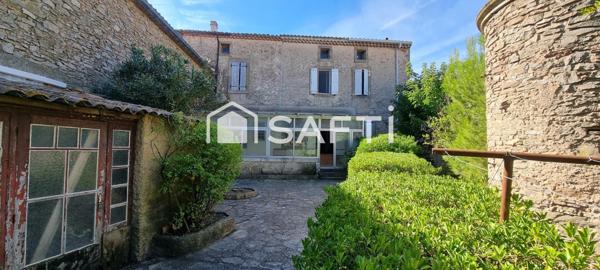 Maison de Maître au Charme Intemporel
