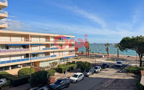 Appartement à vendre    2 pièces • 36 m2 Fréjus