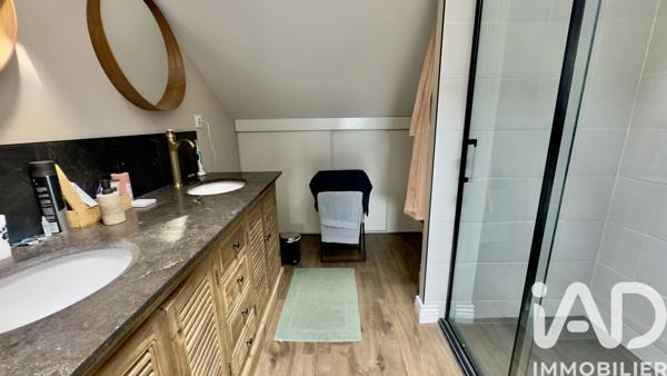 Maison à vendre 5 pièces 118 m² Sainte-Luce-sur-Loire