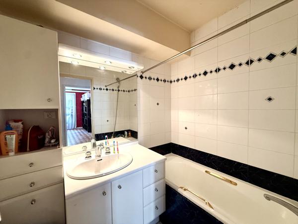 Noisy-le-Sec (93130) Appartement 3 Pièces avec parking centre-ville