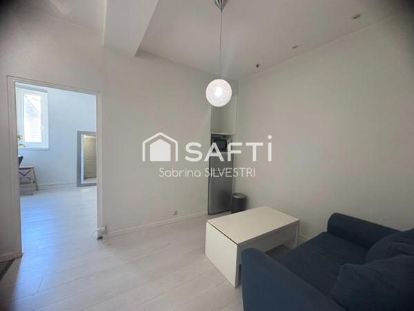 Coup de cœur plein centre de Grenoble T1 entièrement rénové