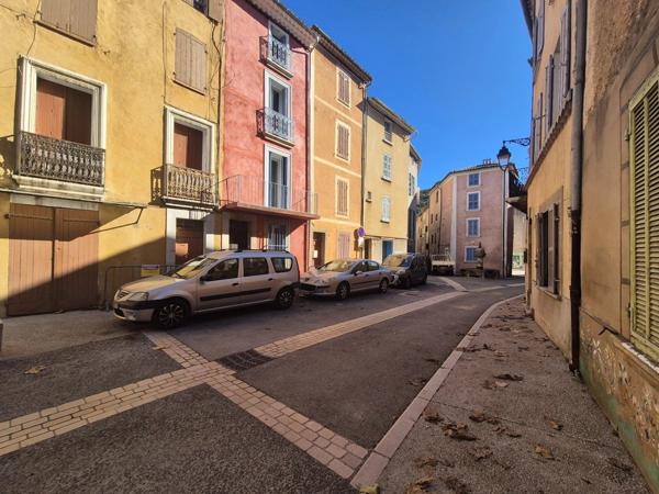 Vente Maison de village 4 pièces 103 m2 à Correns