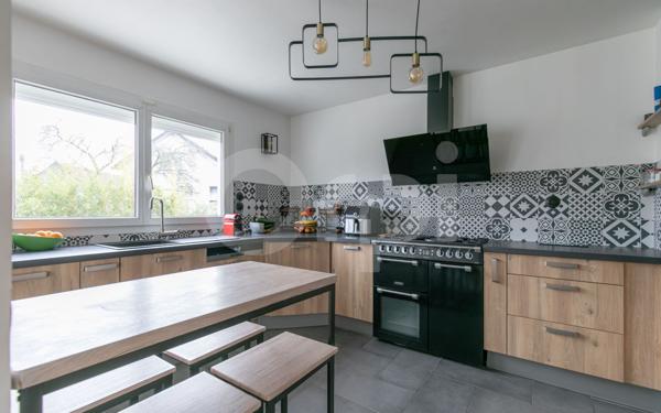 Maison à vendre    6 pièces • 137,85 m2 Gournay-sur-Marne