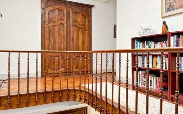 Maison à vendre    6 pièces •  Condom