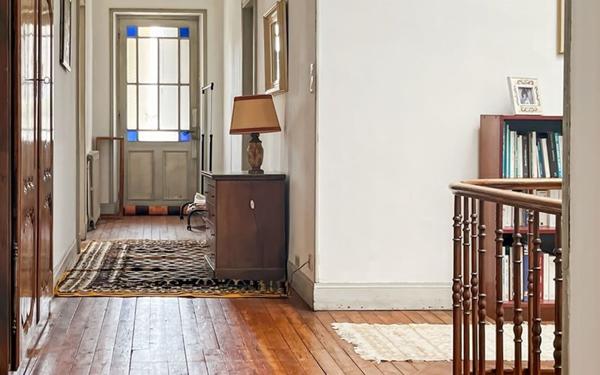 Maison à vendre    6 pièces •  Condom