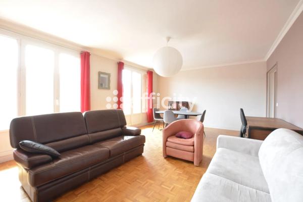 Appartement
         3 pièces
        - 92 m² 286 000 € *