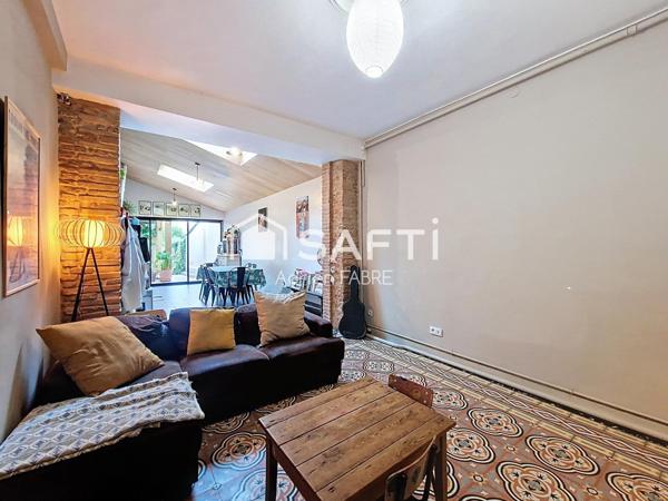 Un écrin de verdure dans une maison de village au centre de Bessières.