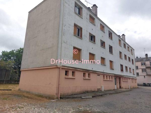 Immeuble à vendre 39 pièces de 722 m²