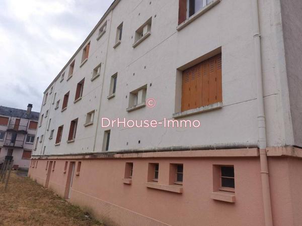 Immeuble à vendre 39 pièces de 722 m²