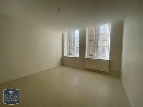 Appartement à louer 3 pièces 86.8m²