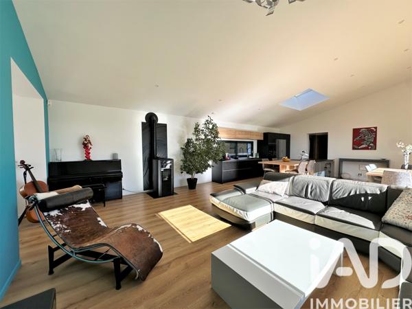 Maison à vendre 6 pièces 207 m² Uzès