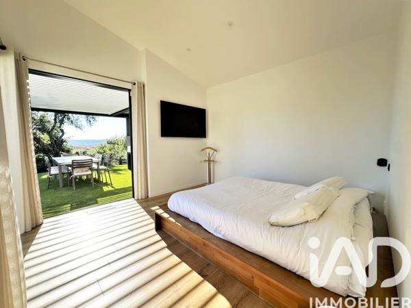 Maison à vendre 6 pièces 207 m² Uzès