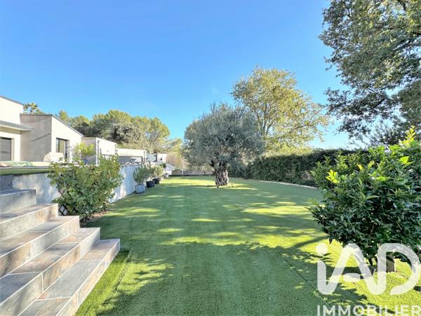 Maison à vendre 6 pièces 207 m² Uzès