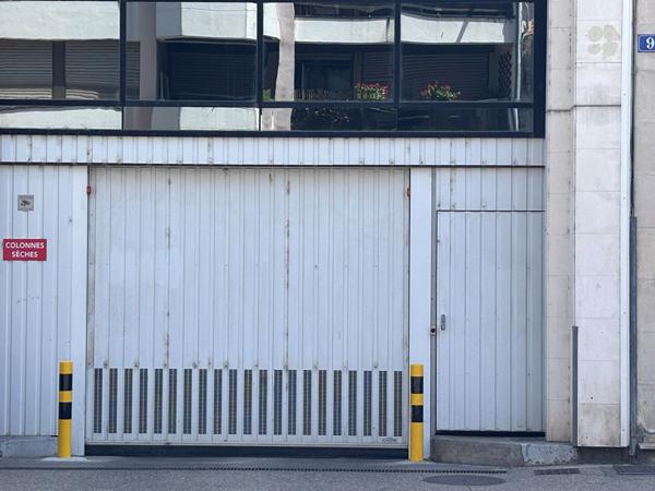Parking hyper centre de Tours proche gare