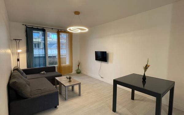 Appartement à vendre    3 pièces •  Romans-sur-Isère