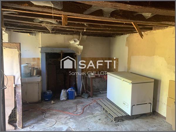 Maison en pierre à rénover entièrement – Fort potentiel