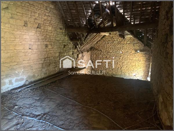 Maison en pierre à rénover entièrement – Fort potentiel