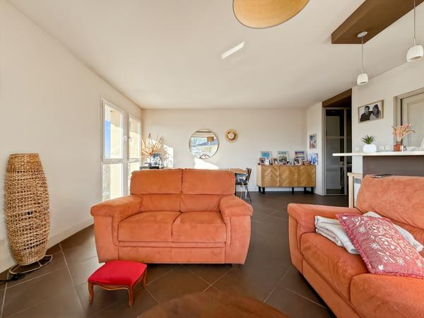 Appartement 3 pièces - 85 m² Exclusivité efficity