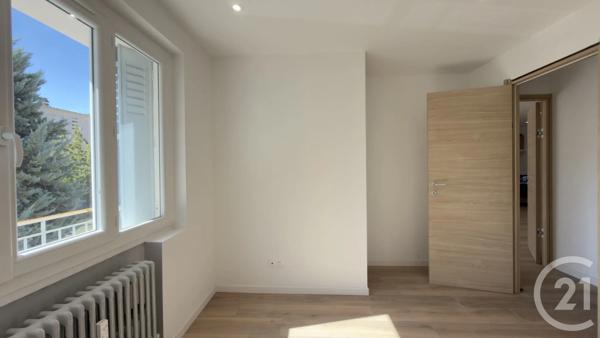 Appartement T3 à vendre  3 pièces - 59,65 m 2   GAP  - 05