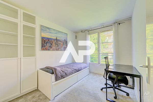 Appartement Rueil Malmaison 3 pièce(s) 82.49 m2 €485 000 ** - Référence 19958