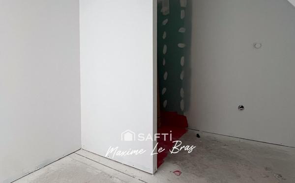 APPARTEMENT 2 PIECES DERNIER ETAGE VUE MER CABELLOU