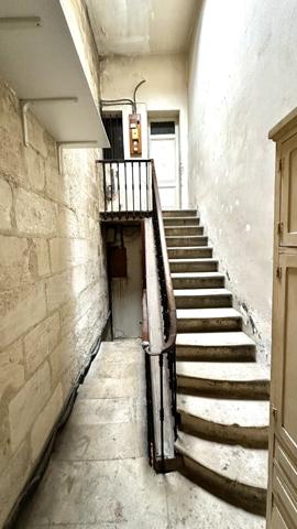 Bordeaux (33800) Ensemble de deux lots d'appartements 52 m² et 70 m² au sol au dernier étage