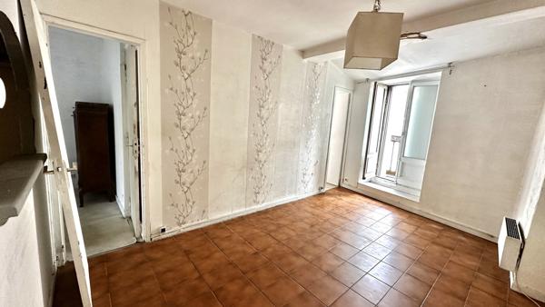 Bordeaux (33800) Ensemble de deux lots d'appartements 52 m² et 70 m² au sol au dernier étage