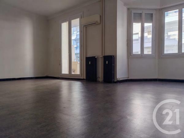 Appartement F2 à vendre  2 pièces - 66,55 m 2   TOULON  - 83