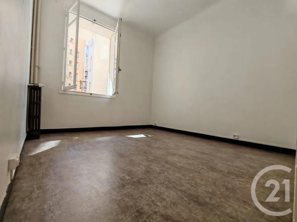 Appartement F2 à vendre  2 pièces - 66,55 m 2   TOULON  - 83
