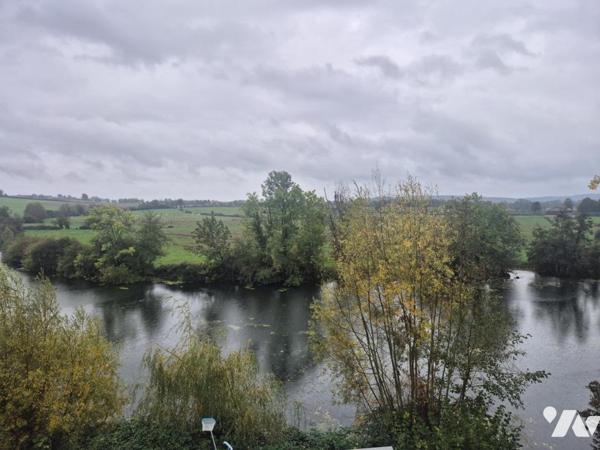 MAISON BORDURE RIVIERE AVEC VUE DEGAGEE