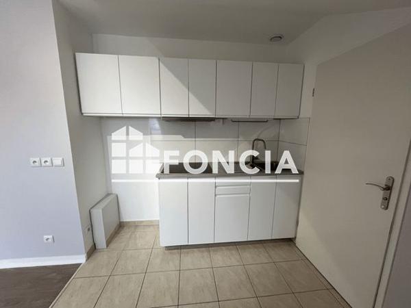 Location Studio 22.4 m² - 35 RUE CHARLES BALEZAUX Pontault Combault 77340