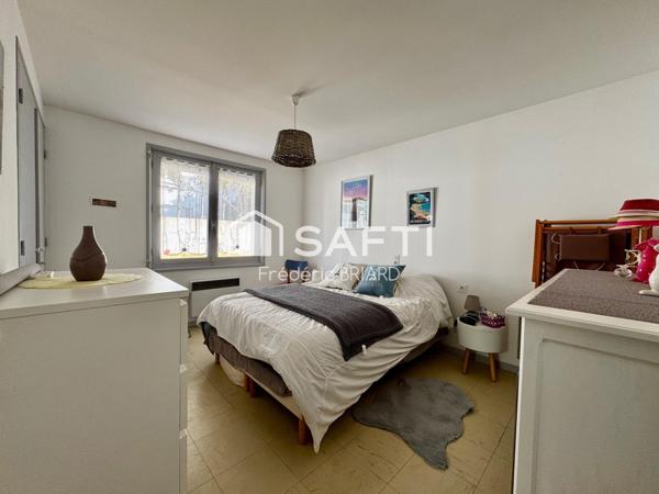 Frémentine centre ville, T2 + 2 parkings, terrasse