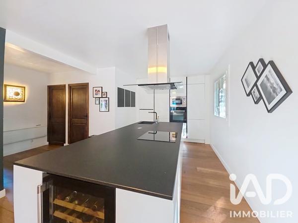 Maison à vendre 7 pièces 176 m² Saint-Fargeau-Ponthierry