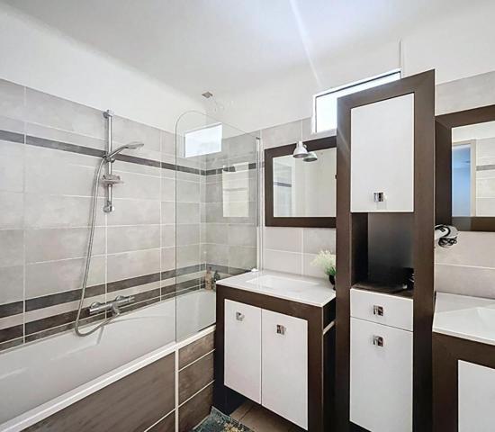 Maison Brignoles 2 pièce(s) 40 m2