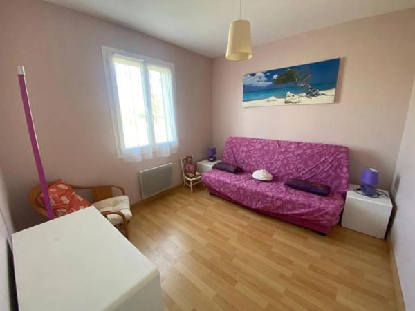 SAINT MICHEL EN L'HERM (85) AU CALME ET A 5 MIN DES PLAGES VILLA 2015 GRAND CONFORT 3 CHAMBRES SUR 600M²