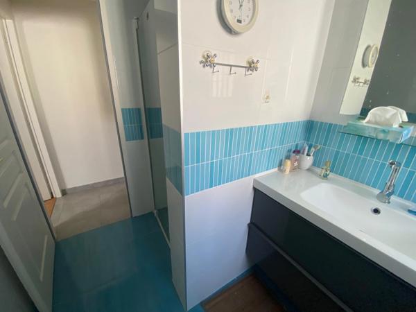 SAINT MICHEL EN L'HERM (85) AU CALME ET A 5 MIN DES PLAGES VILLA 2015 GRAND CONFORT 3 CHAMBRES SUR 600M²