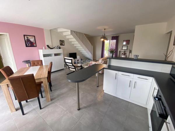 SAINT MICHEL EN L'HERM (85) AU CALME ET A 5 MIN DES PLAGES VILLA 2015 GRAND CONFORT 3 CHAMBRES SUR 600M²