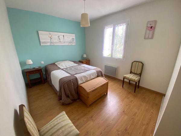 SAINT MICHEL EN L'HERM (85) AU CALME ET A 5 MIN DES PLAGES VILLA 2015 GRAND CONFORT 3 CHAMBRES SUR 600M²