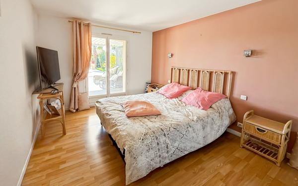 Maison à vendre    4 pièces •  Roquefort