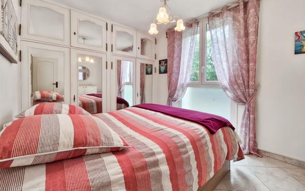 Appartement à vendre    2 pièces • 41 m2 Saint-Raphaël