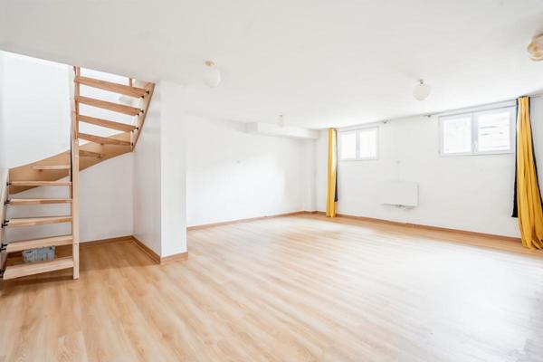 Comme une maison à Bobigny 3 pièces avec jardin et parking