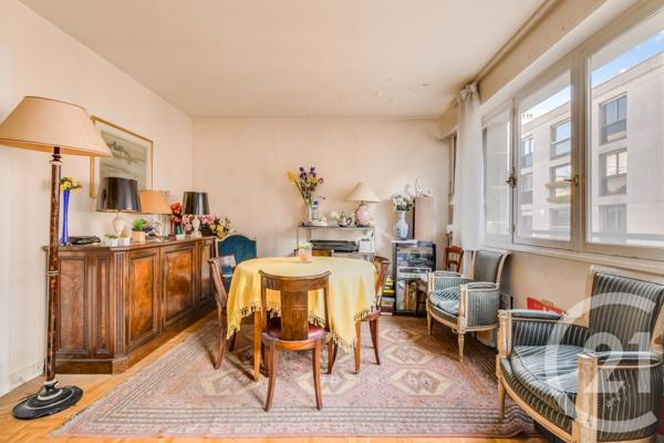 Appartement F4 à vendre  4 pièces - 70 m2 PARIS - 75015