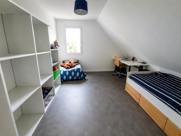 Maison
         6 pièces
        - 170 m² 334 900 € *
