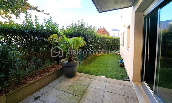 🏡 À VENDRE –Appartement “T4 avec jardin – Pacé – Résidence récente – Terrasse”(aux portes de Rennes)
À découvrir rapidement : appartement T4 de 73 m² en rez-de-jardin, situé à Pacé, dans une résidence récente, sécurisée et au calme, à proximité immédiate des commerces, écoles et transports.

👉 Accès rapide à Rennes
🌿 Un extérieur recherché (comme une maison)
Belle pièce de vie lumineuse avec salon / séjour donnant directement sur une terrasse + jardin privatif 🌳
➡️ Idéal pour profiter des beaux jours, recevoir ou pour les enfants

✔ Cuisine ouverte aménagée et équipée
✔ Espace de vie moderne et fonctionnel
🛏️ 3 chambres – idéal famille / investissement
✔ 3 chambres dont une avec dressing
✔ Salle de bain ✔ WC indépendant

⭐ LES + QUI FONT LA DIFFÉRENCE
✔ Rez-de-jardin avec extérieur
✔ Résidence récente (aucun travaux)
✔ Très lumineux
✔ Quartier calme et recherché
✔ Proche centre de Pacé
✔ Bonne rentabilité possible

📸 Photos supplémentaires sur demande
🚨 BIEN TRÈS RECHERCHÉ SUR LE SECTEUR – OPPORTUNITÉ À SAISIR RAPIDEMENT !
