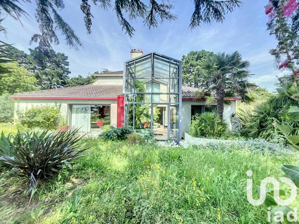 Maison à vendre 6 pièces 189 m² Saint-Julien-de-Concelles