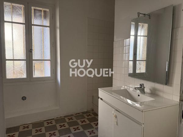 Maison de village   160 m2