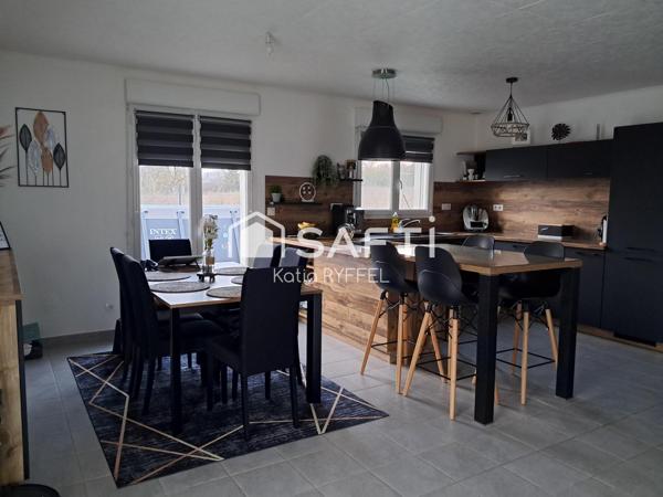 Sans travaux, cuisine aménagée neuve