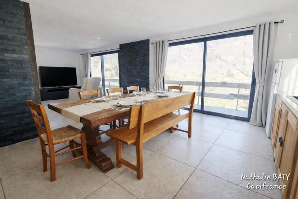 Maison 182 m² + Annexe + Terrain piscinable